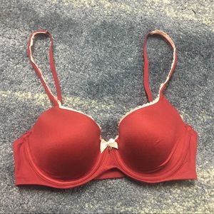 Victoria Secret body demi lined bra